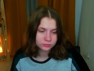 BreeShines nude on adult cam in her Live Porn Chat