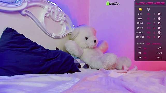 Nicole-love naked stripping on cam for live sex video chat