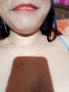 Qumaima naked stripping on cam for live sex video chat