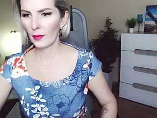 watermelony__ naked stripping on cam for live sex video chat