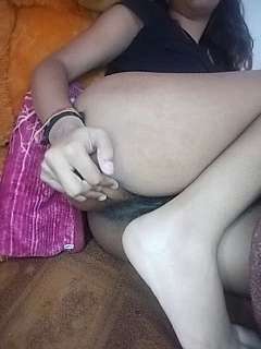 Yuna123y naked stripping on cam for live sex video chat