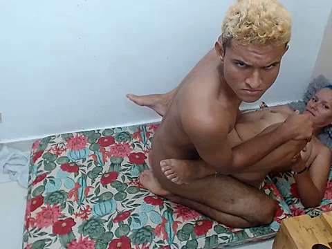 CrazyCouplex1 naked stripping on cam for live sex video chat