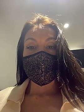 angelitasexy81 naked stripping on cam for live sex video chat
