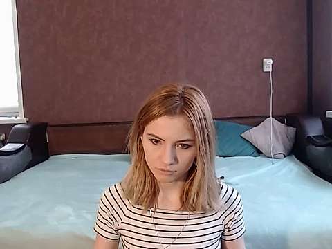 CastingTen naked stripping on cam for live sex video chat