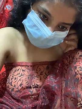 Sosoma_Sen naked stripping on cam for live sex video chat