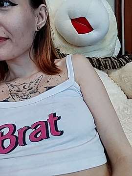 alice_kissme naked stripping on cam for live sex video chat