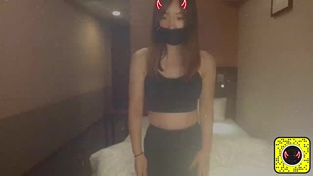 Airi_sss naked stripping on cam for live sex video chat