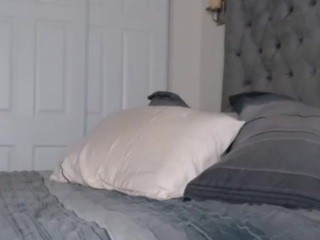 straightjameson nude on adult cam in her Live Porn Chat