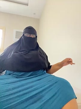 submissive_muslima naked stripping on cam for live sex video chat