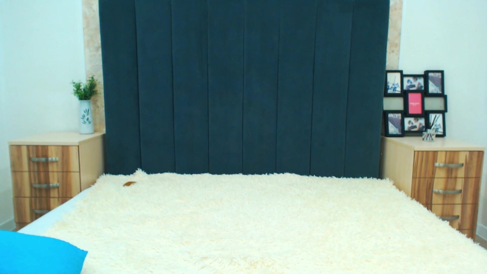 lallymoon naked stripping on cam for live sex video chat