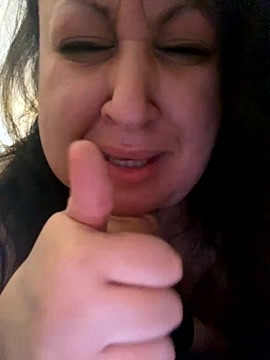 Kessi471 naked stripping on cam for live sex video chat