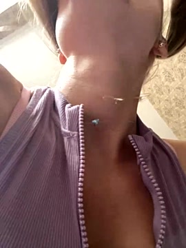 AngelDarina naked stripping on cam for live sex video chat