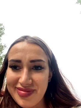 DianaFooxy naked stripping on cam for live sex video chat