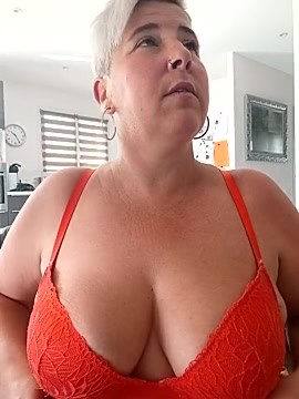 Evalibertinesexy naked stripping on cam for live sex video chat