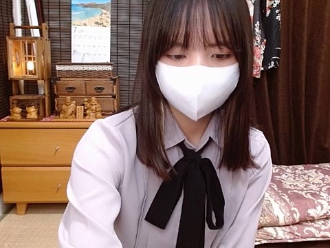 Kanyan_ naked stripping on cam for live sex video chat