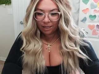 kinky-kris nude on adult cam in her Live Porn Chat