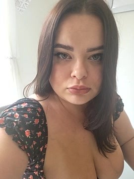 leab69x naked stripping on cam for live sex video chat