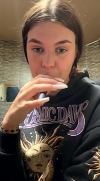 LinaaMausHH naked stripping on cam for live sex video chat