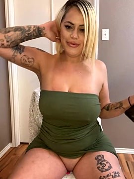 Lucia854 naked stripping on cam for live sex video chat