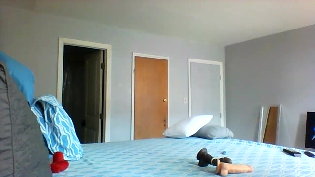 MSweetLindaParks naked stripping on cam for live sex video chat
