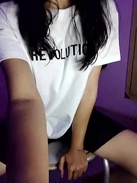 -shwetaz- naked stripping on cam for live sex video chat