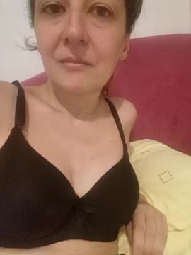 stellona89 naked stripping on cam for live sex video chat