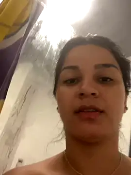 BeatrizKyle24 naked stripping on cam for live sex video chat