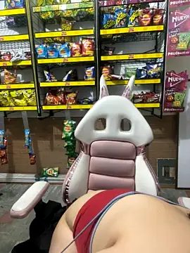 Emma_Pink_ naked stripping on cam for live sex video chat