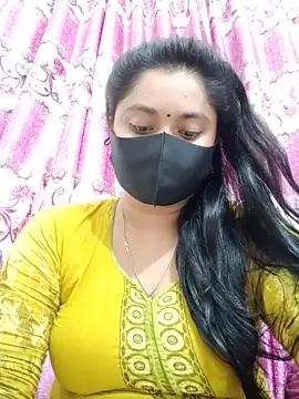 ive– naked stripping on cam for live sex video chat