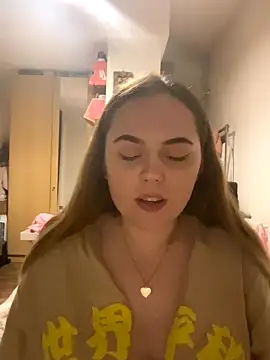 OliviaPrinses naked stripping on cam for live sex video chat