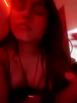 Shreya_queen naked stripping on cam for live sex video chat