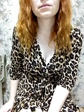 sweetfare naked stripping on cam for live sex video chat