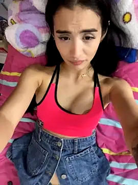 AliceSmall1 naked stripping on cam for live sex video chat