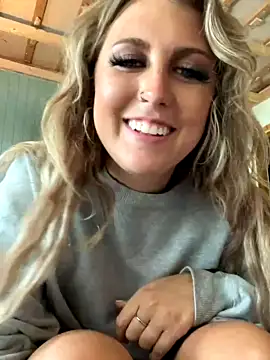 pinkpiper69 naked stripping on cam for live sex video chat