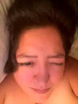 Slutty_Milf92 naked stripping on cam for live sex video chat