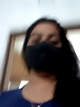 Sunny_Leone_Bd naked stripping on cam for live sex video chat