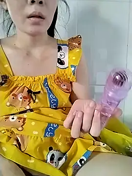 Chill-18 naked stripping on cam for live sex video chat