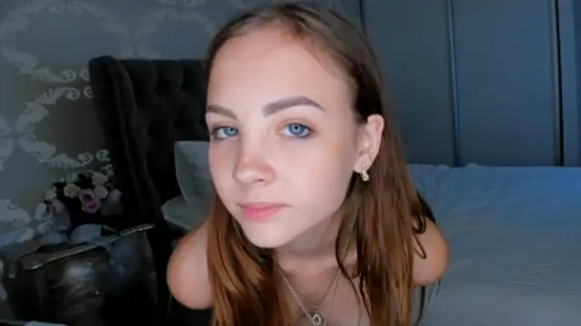 MaryJonesj naked stripping on cam for live sex video chat