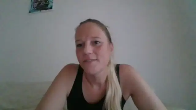 MoniqueLaFee naked stripping on cam for live sex video chat