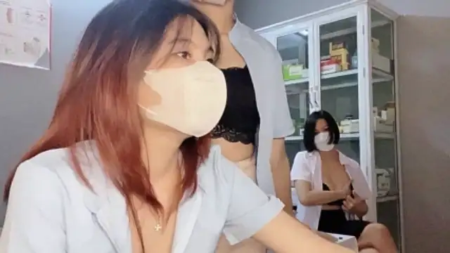 Su_Su99 naked stripping on cam for live sex video chat