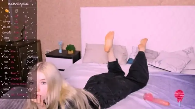 AmeliaEvans69 naked stripping on cam for live sex video chat