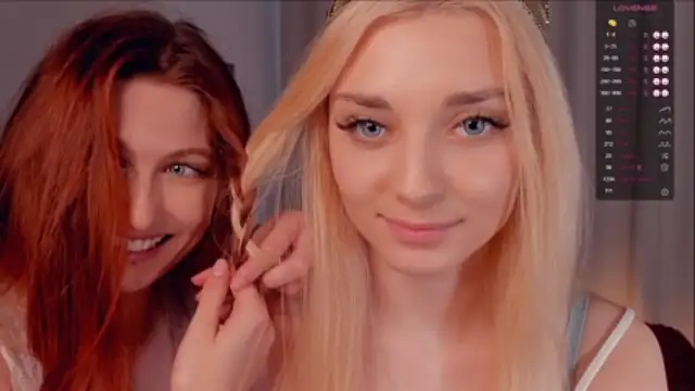BettyThompson naked stripping on cam for live sex video chat