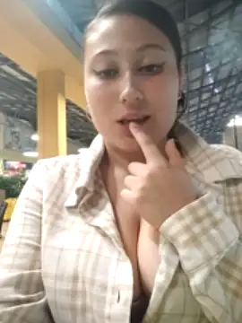 Celeem_ naked stripping on cam for live sex video chat