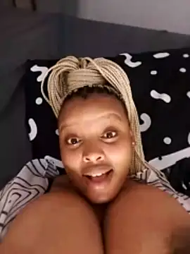 CertifiedBBW2 naked stripping on cam for live sex video chat
