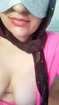 insatiableee naked stripping on cam for live sex video chat
