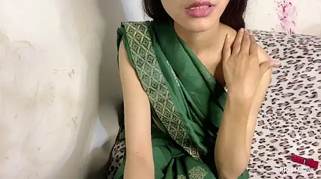 jamiya_islamiya naked stripping on cam for live sex video chat