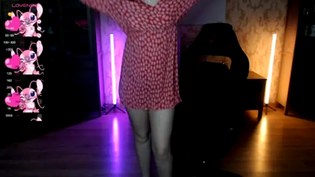 S_SssSofiIIi_I naked stripping on cam for live sex video chat