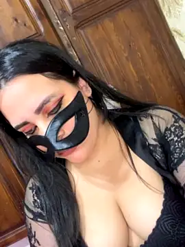 AMBER_SEXY99 naked stripping on cam for live sex video chat