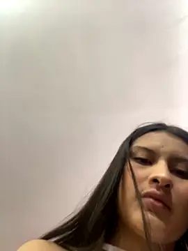 isabella_ml1000 naked stripping on cam for live sex video chat