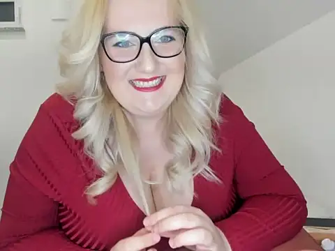 Jessi0078 naked stripping on cam for live sex video chat